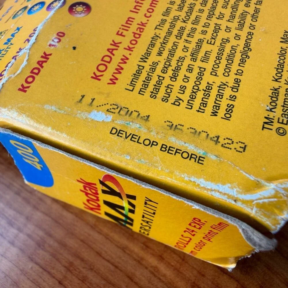 Kodak MAX Versatility 400 Film 2 Rolls 24 Exposures (EXP 11/2004)